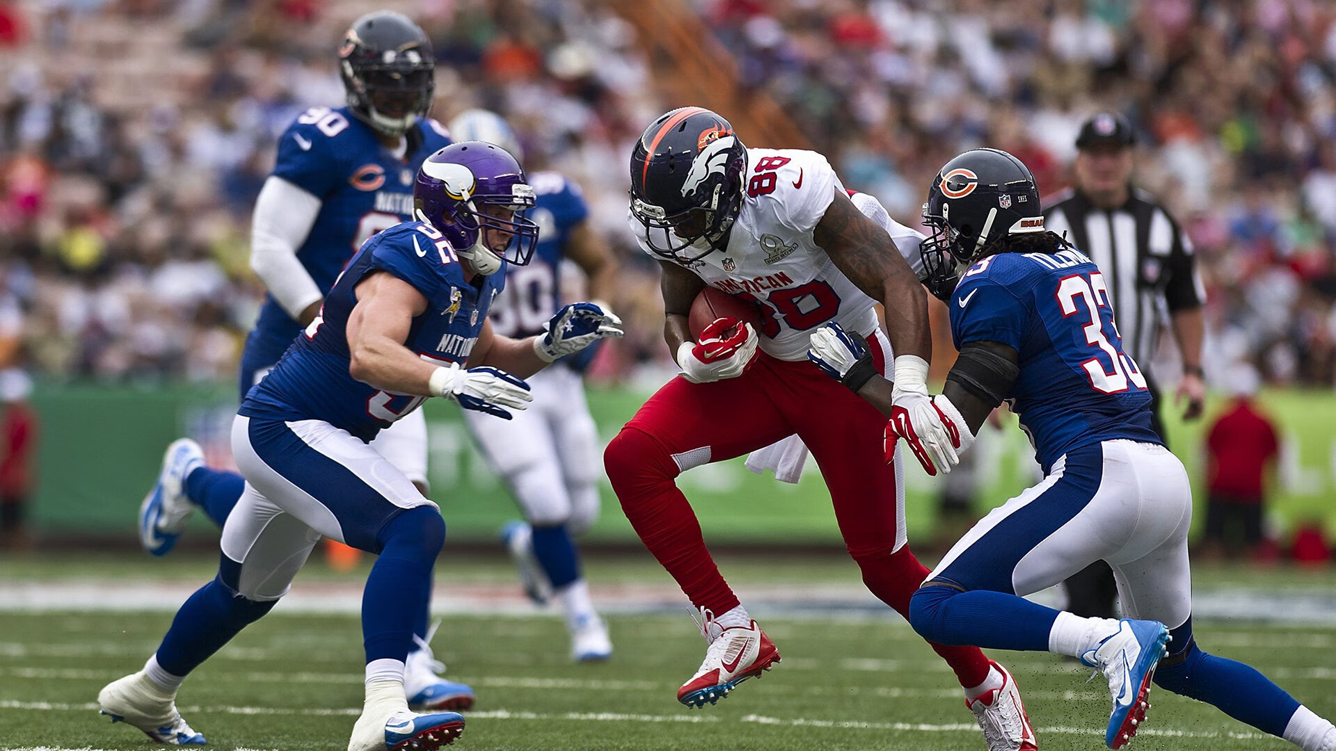 曼联半决赛险胜上海申花，萨拉赫砍下4记关键球，全场沸腾的简单介绍